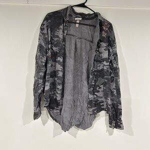 Womans Gray Camo Cardigan w Embroidery